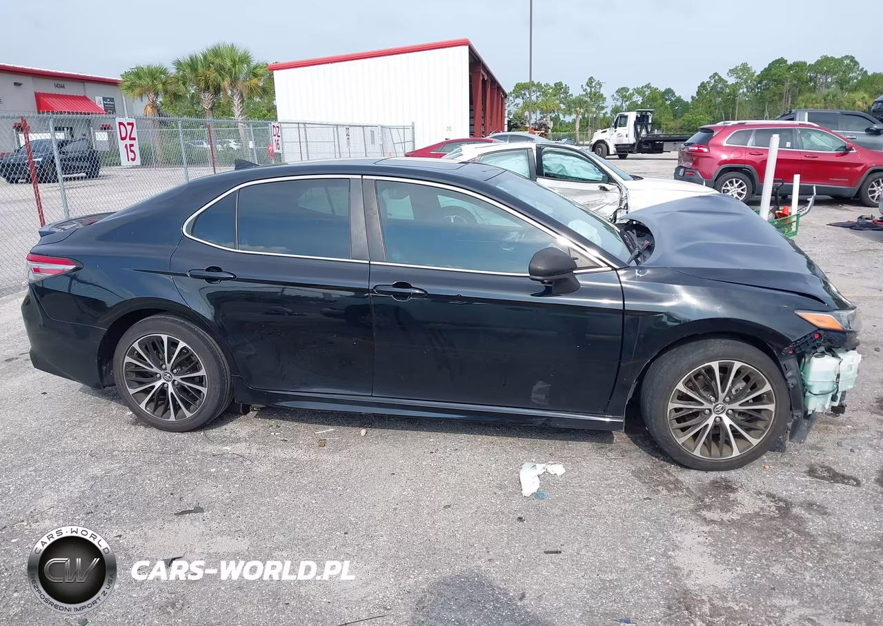 2019 Toyota Camry Se VIN:4T1B11HK8KU706884 - 14