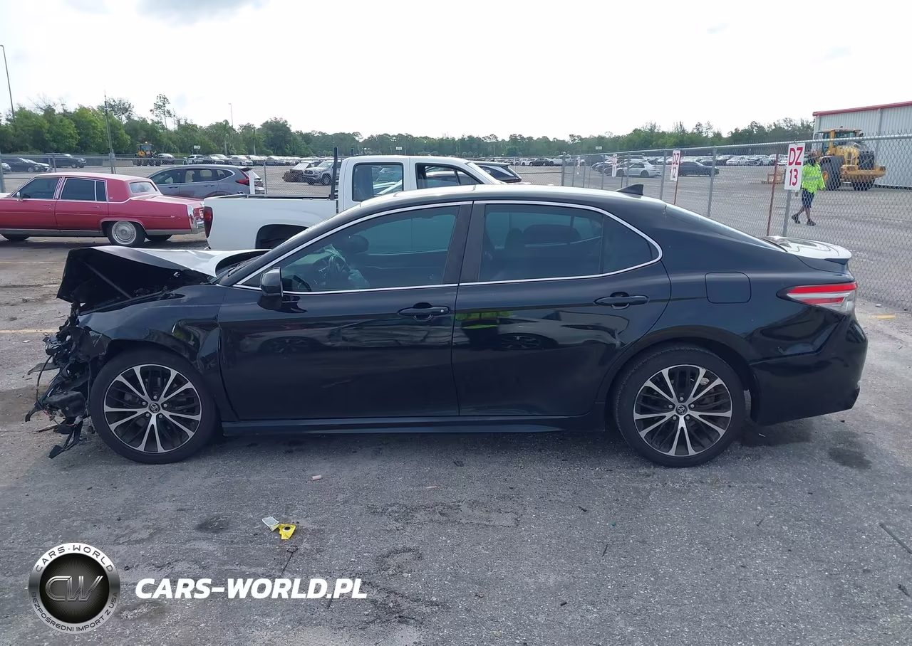 2019 Toyota Camry Se VIN:4T1B11HK8KU706884 - 15