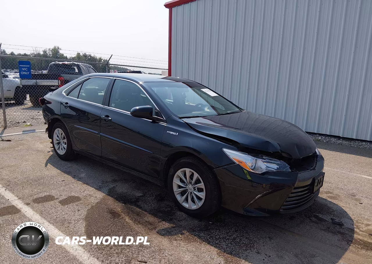 2016 Toyota Camry Hybrid Le