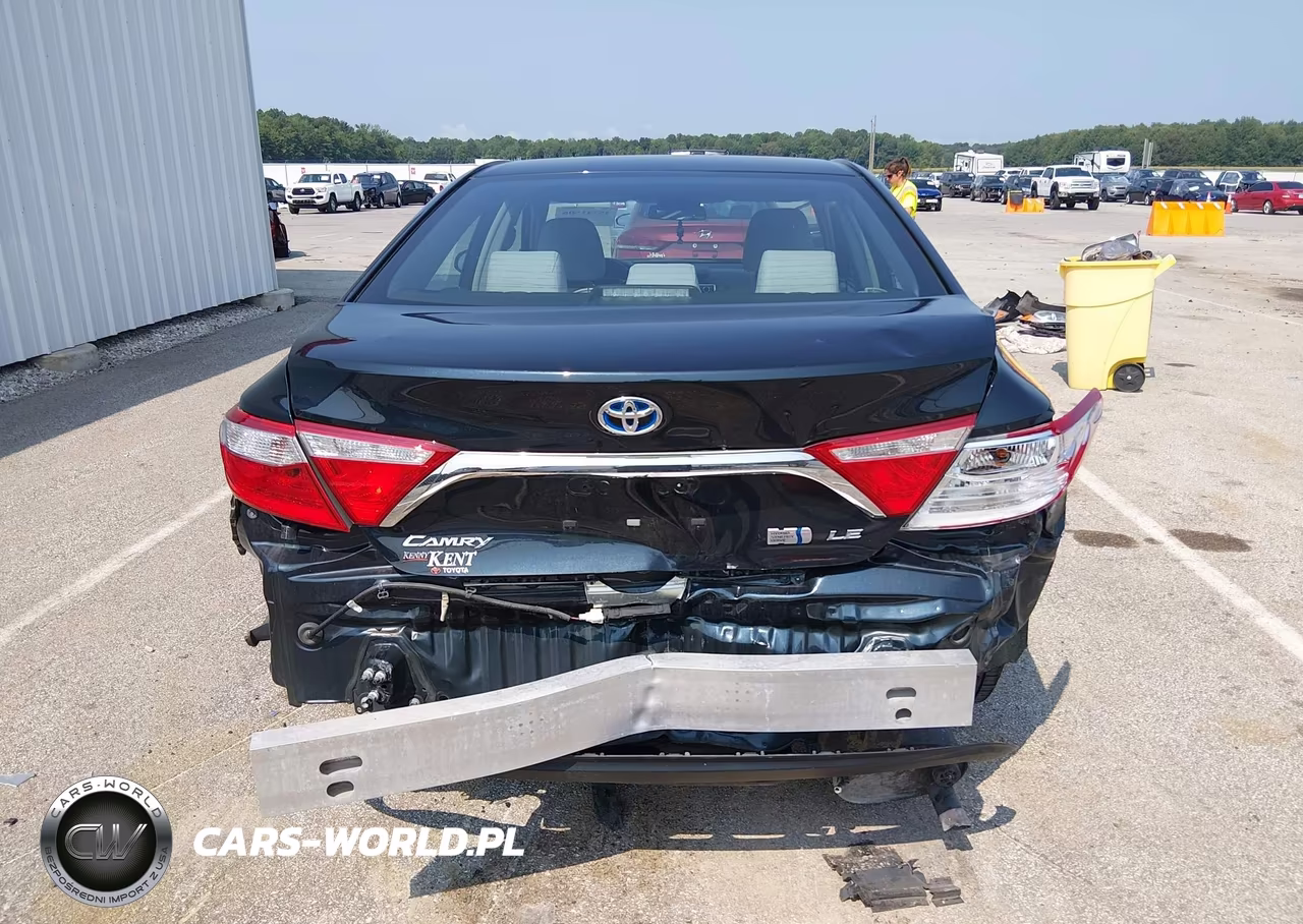 2016 Toyota Camry Hybrid Le VIN:4T1BD1FK1GU183600 - 16