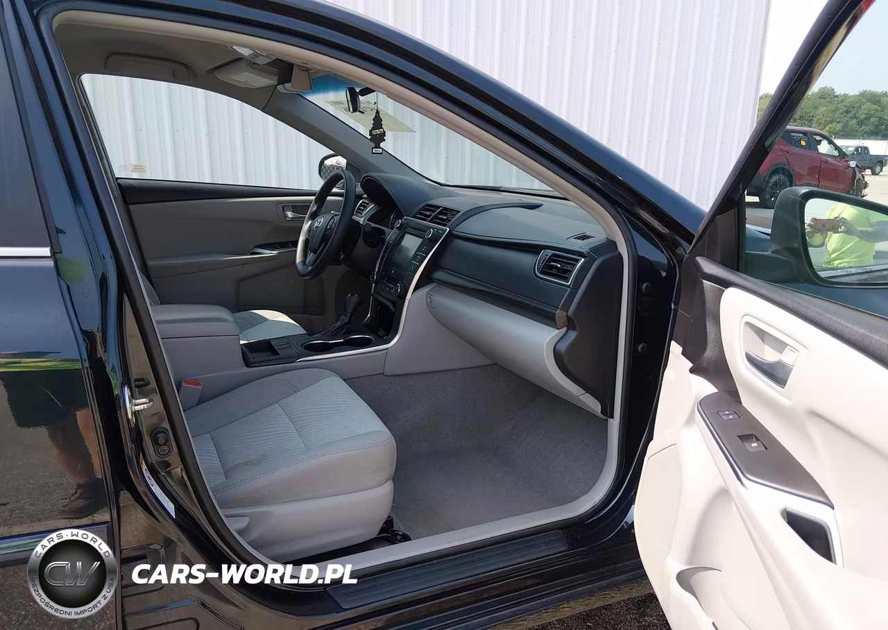 2016 Toyota Camry Hybrid Le VIN:4T1BD1FK1GU183600 - 5