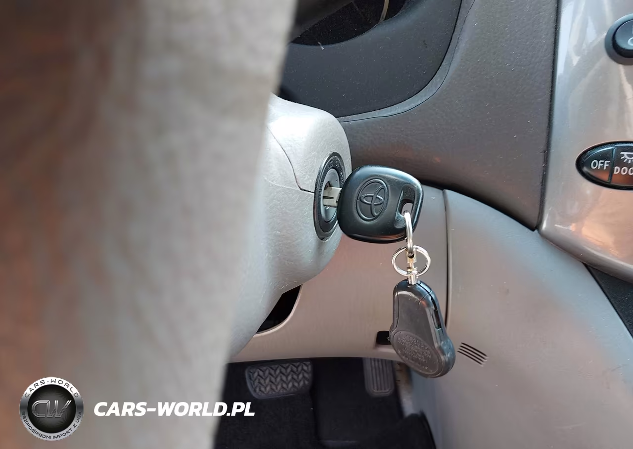 2008 Toyota Sienna Le VIN:5TDZK23C08S177711 - 11