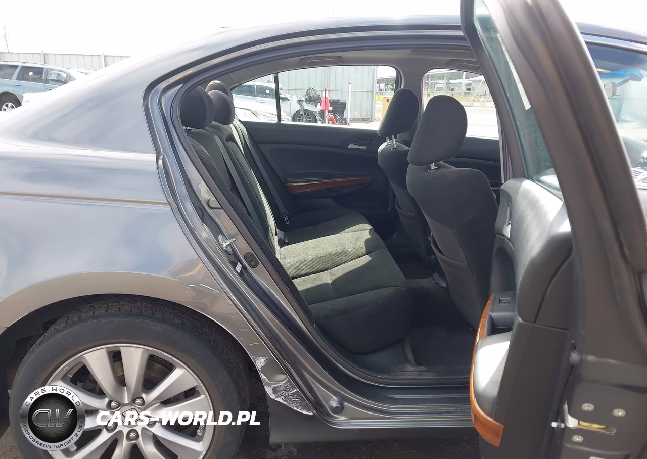 2012 Honda Accord 3.5 Ex VIN:1HGCP3F74CA013249 - 8