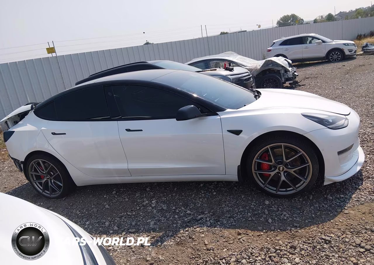2022 Tesla Model 3 Performance Dual Motor All-Wheel Drive VIN:5YJ3E1EC0NF154918 - 13