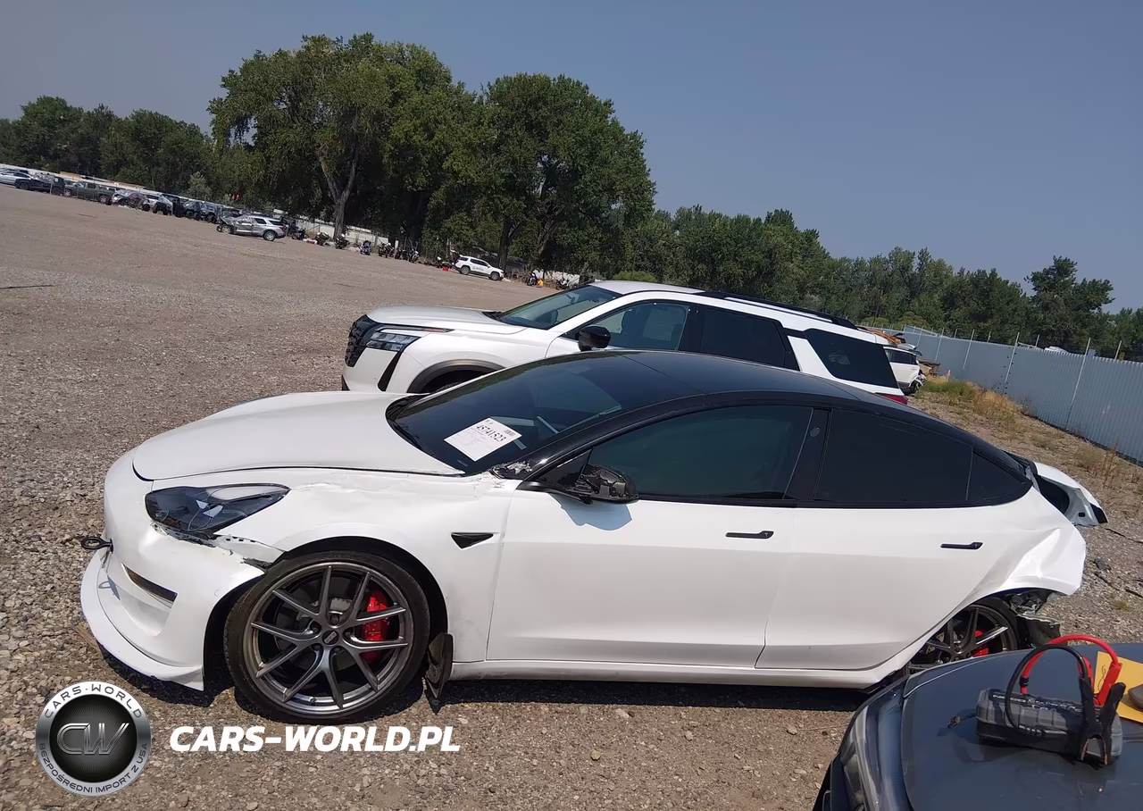 2022 Tesla Model 3 Performance Dual Motor All-Wheel Drive VIN:5YJ3E1EC0NF154918 - 14