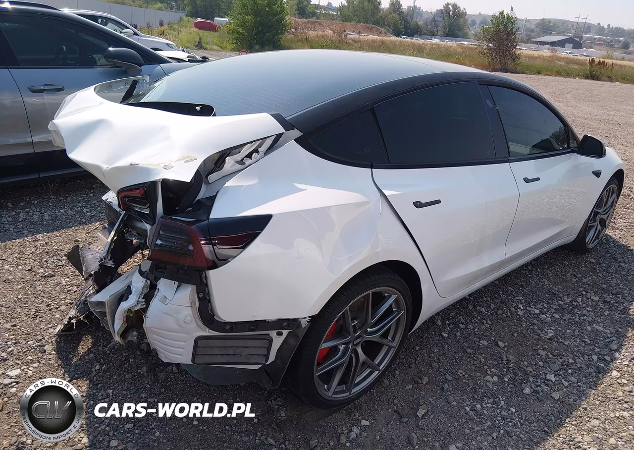 2022 Tesla Model 3 Performance Dual Motor All-Wheel Drive VIN:5YJ3E1EC0NF154918 - 4