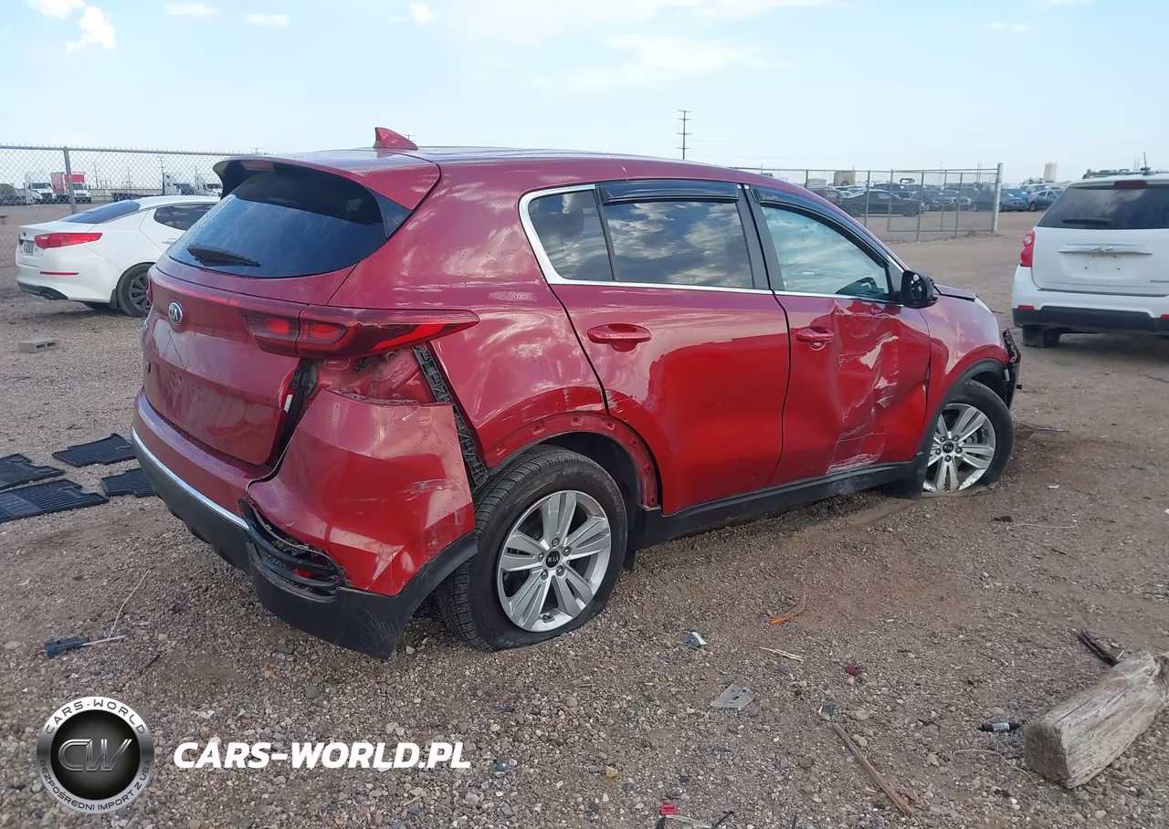 2020 Kia Sportage Lx VIN:KNDPM3AC0L7650570 - 4