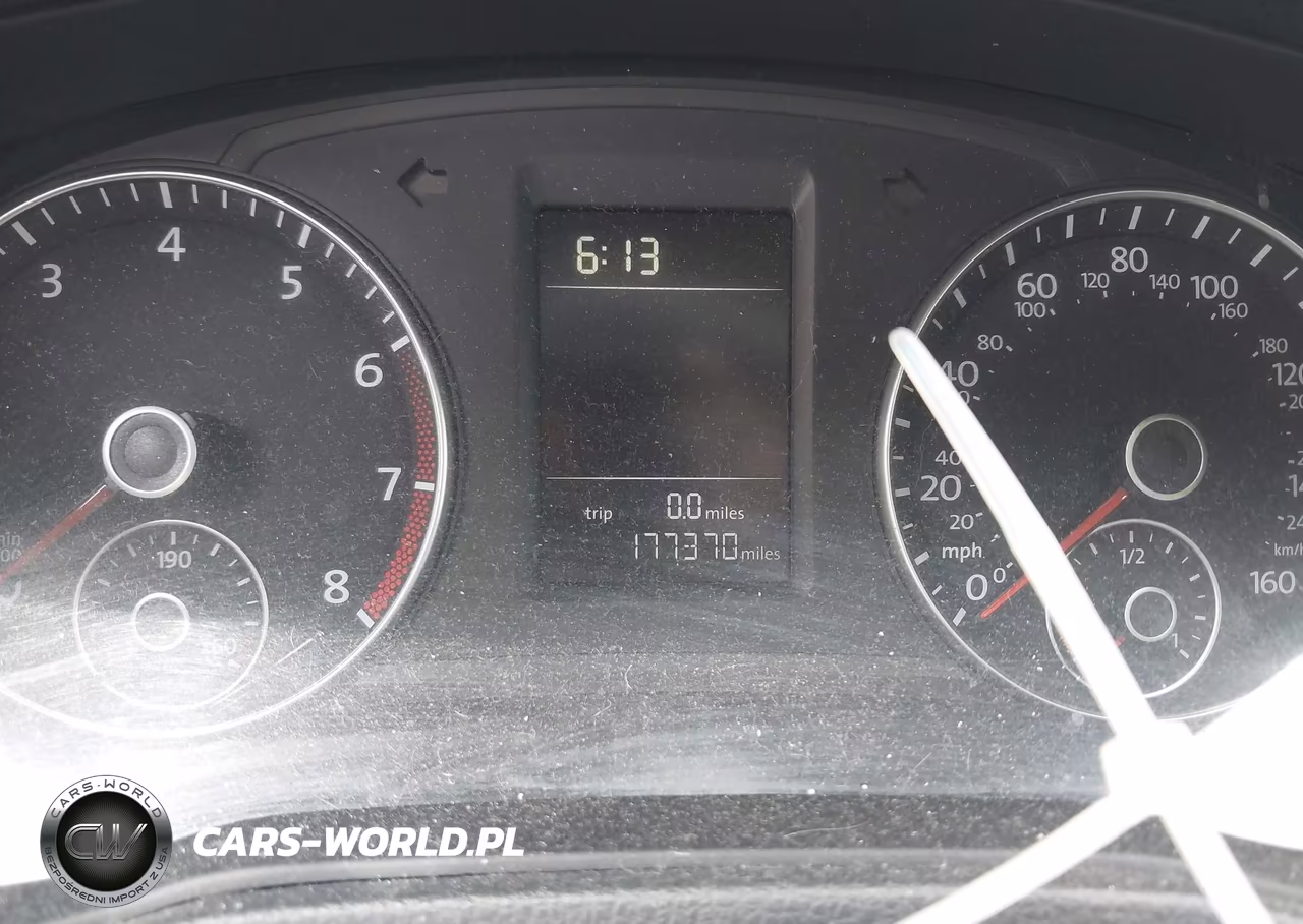 2015 Volkswagen Passat 1.8T S VIN:1VWAT7A37FC043963 - 7
