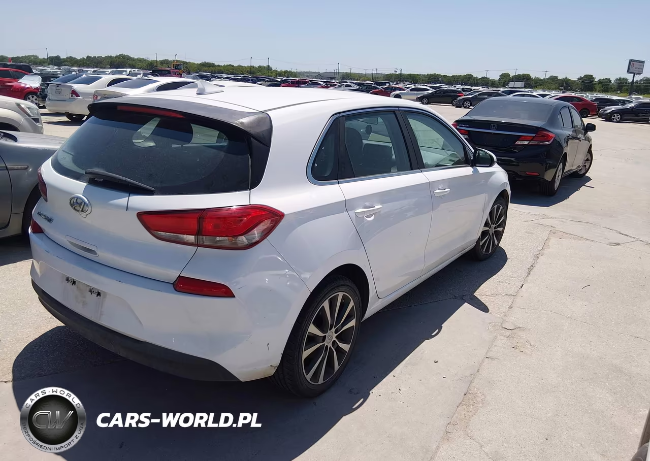 2018 Hyundai Elantra Gt VIN:KMHH35LE7JU063729 - 4