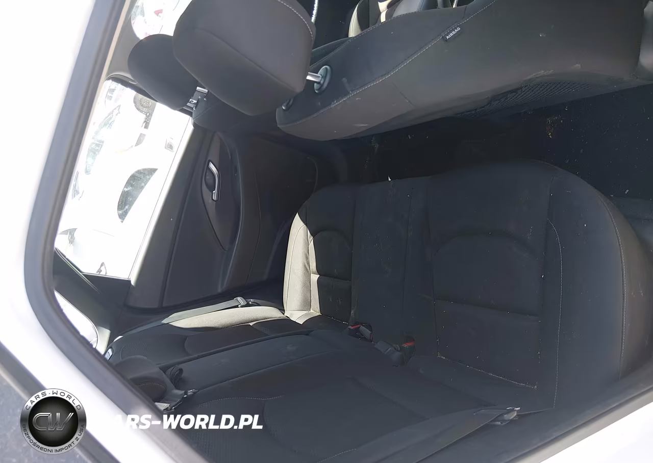 2018 Hyundai Elantra Gt VIN:KMHH35LE7JU063729 - 8
