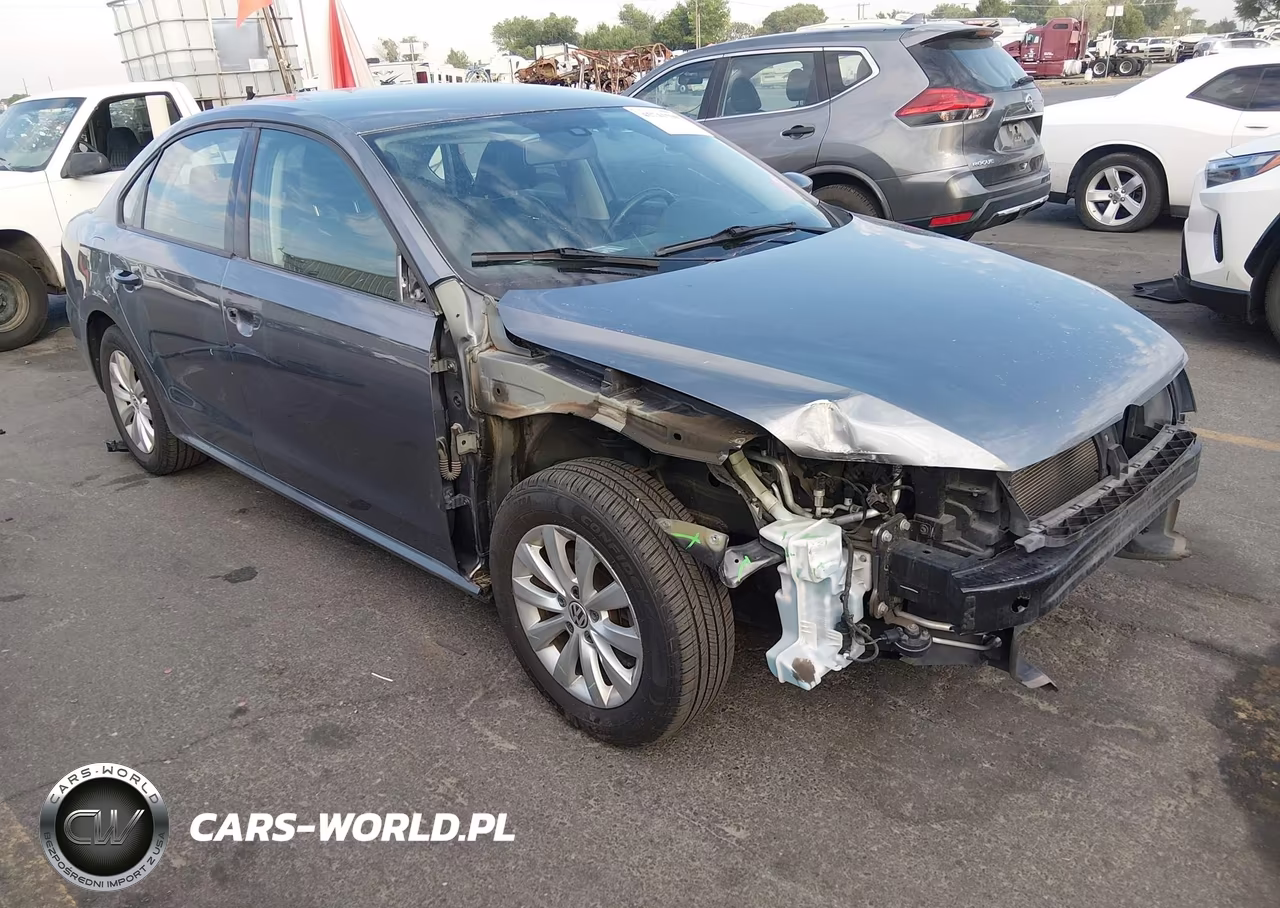 2015 Volkswagen Passat 1.8T Wolfsburg Edition – zdjęcie 1 z 14