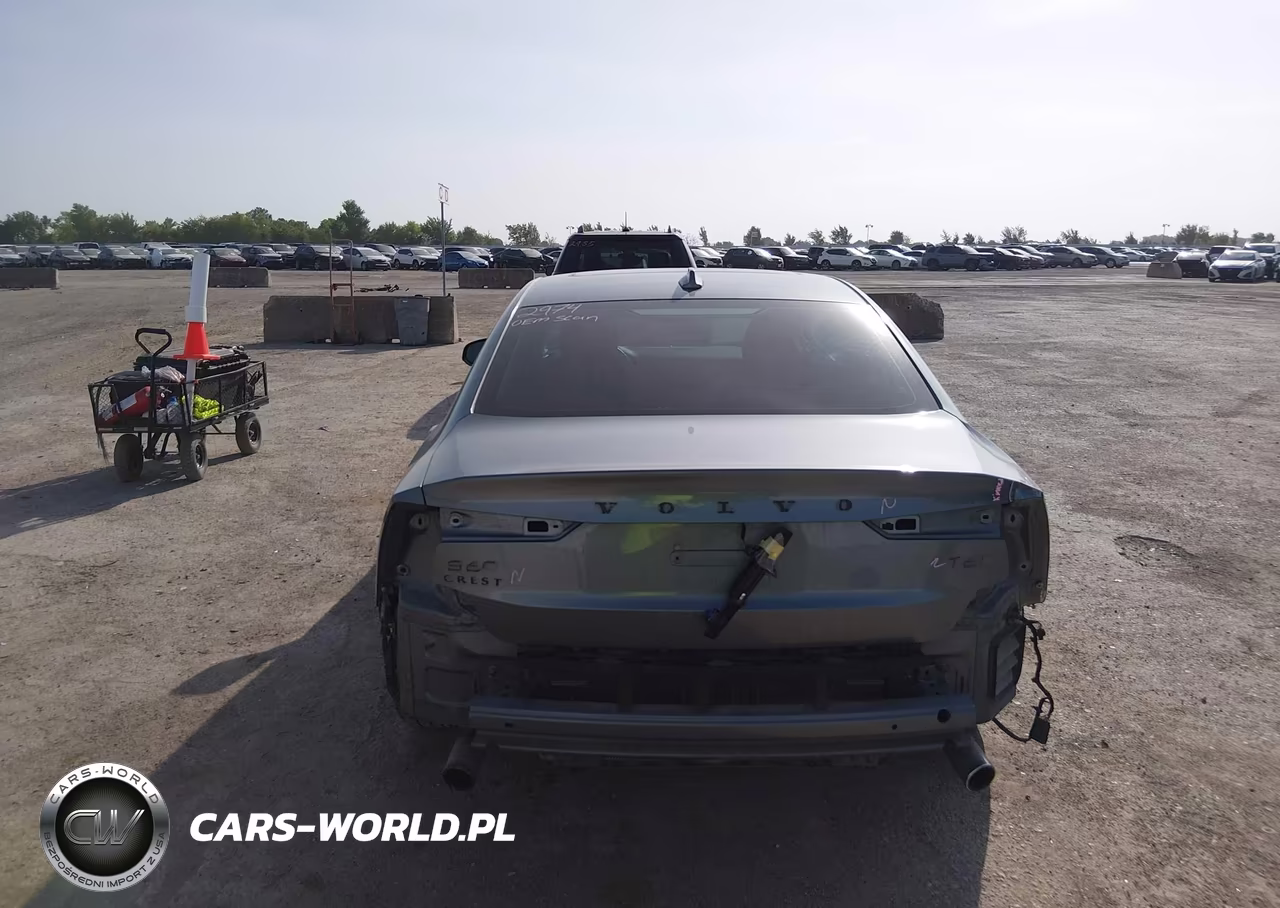 2019 Volvo S60 T6 Momentum VIN:7JRA22TK3KG014767 - 17