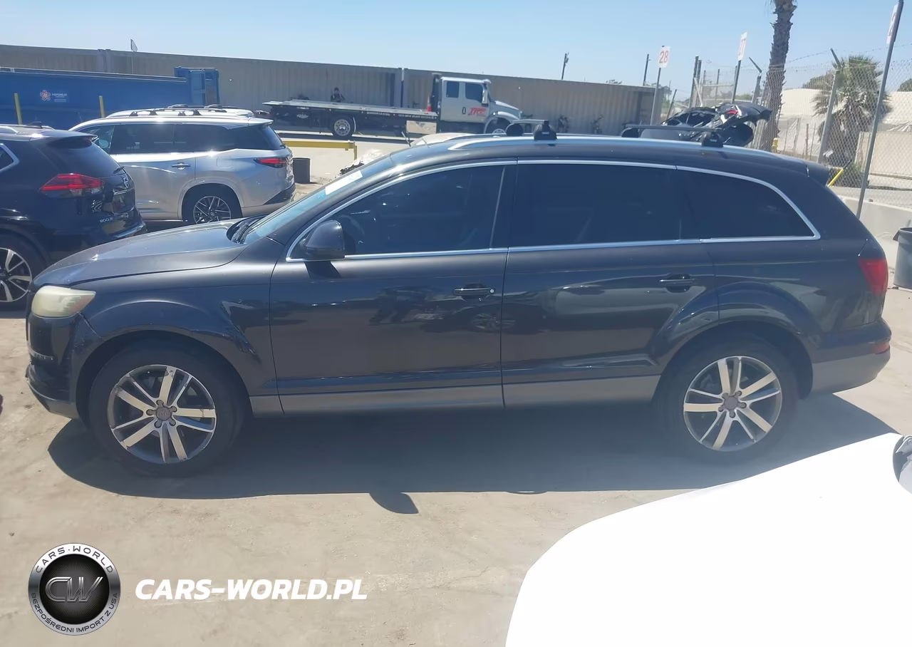 2011 Audi Q7 3.0T Premium VIN:WA1LGAFE5BD006562 - 14