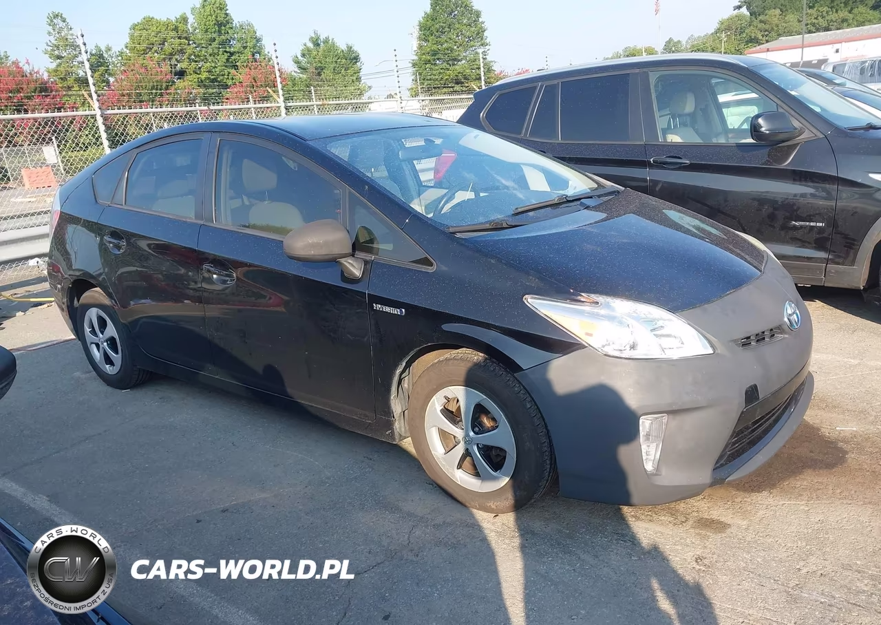 2013 Toyota Prius Three VIN:JTDKN3DU7D1683534 - 13