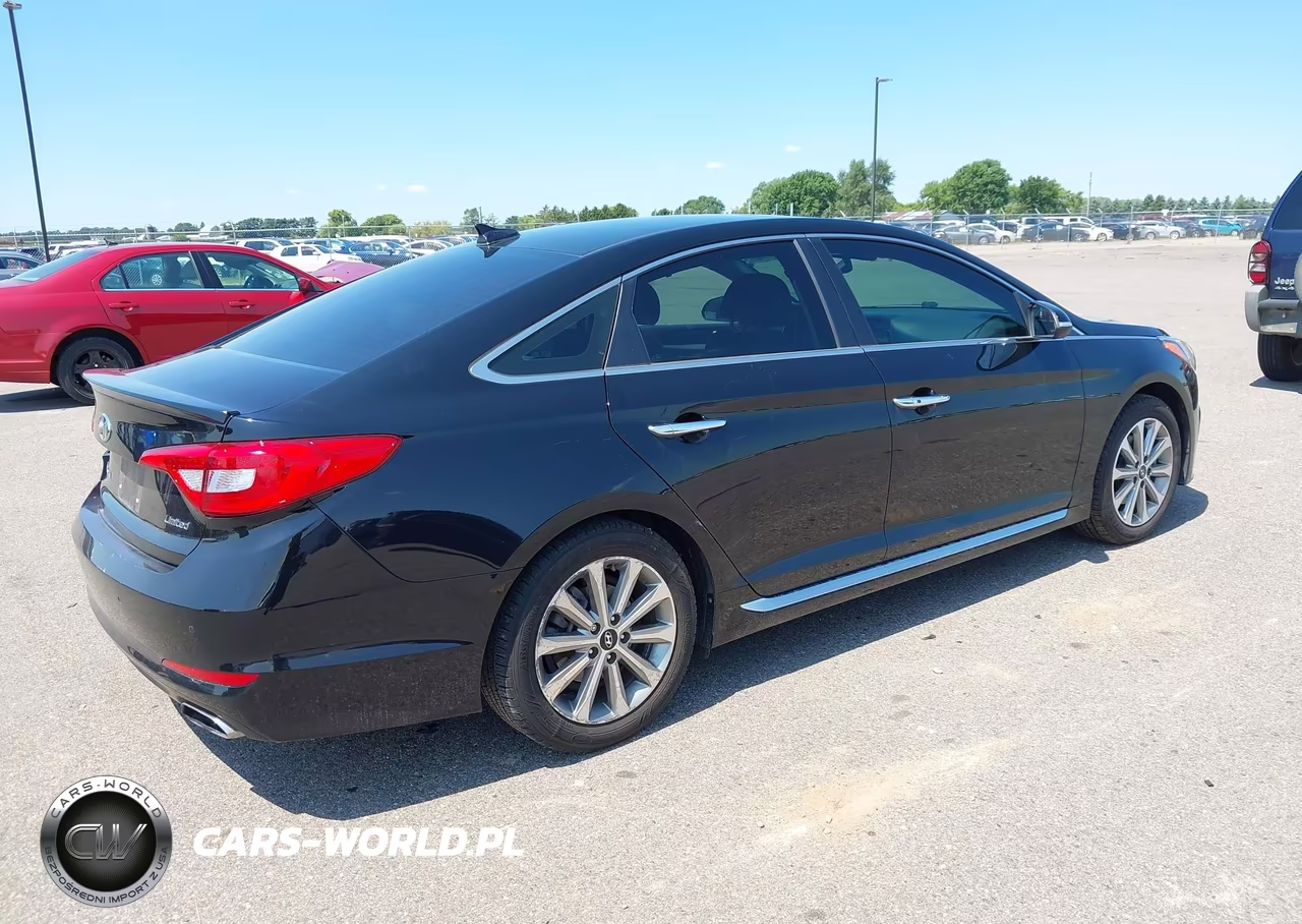 2017 Hyundai Sonata Limited VIN:5NPE34AF3HH559452 - 4