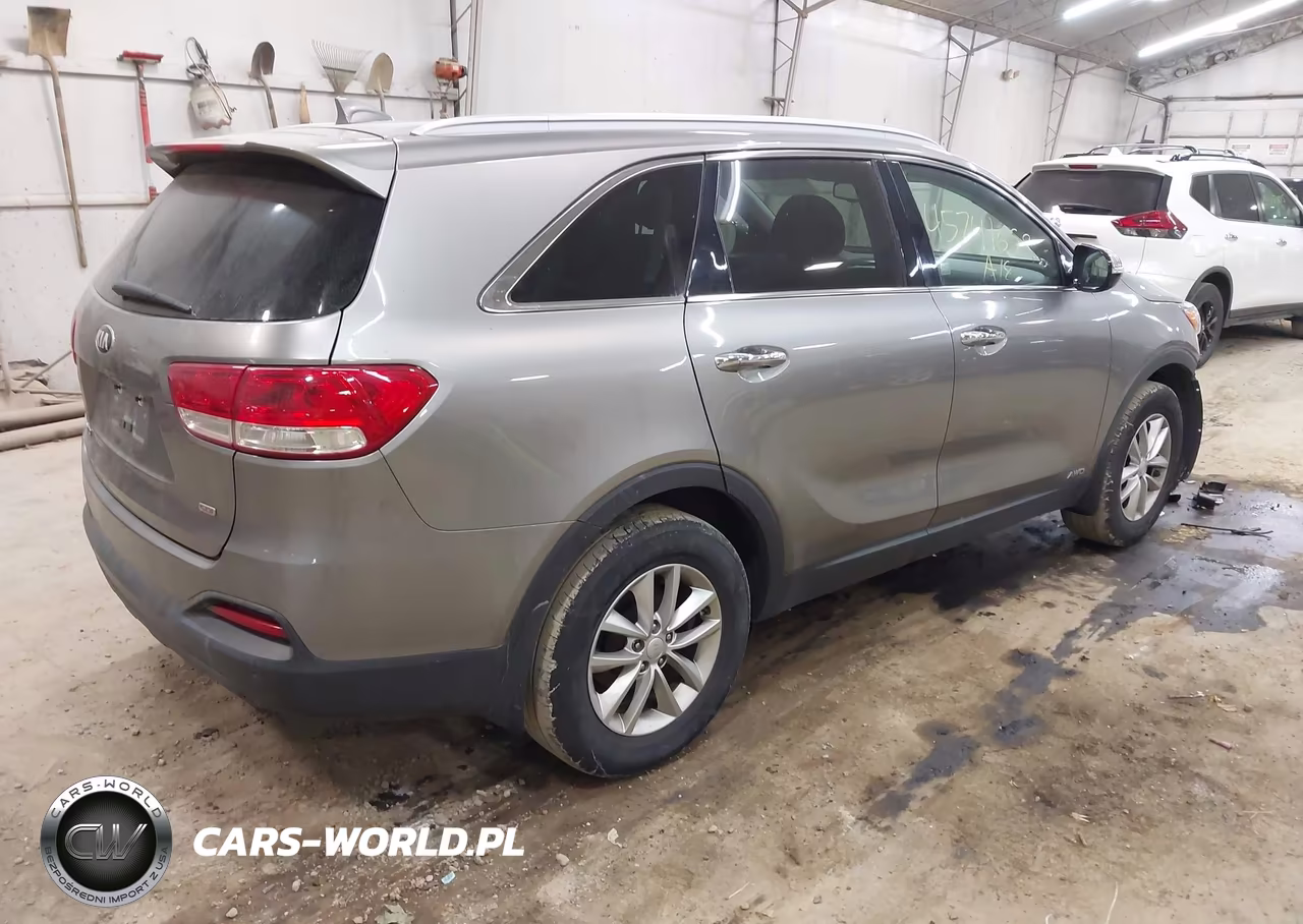 2018 Kia Sorento 2.4L Lx VIN:5XYPGDA37JG428959 - 4