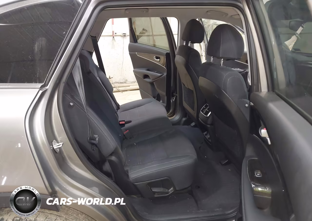 2018 Kia Sorento 2.4L Lx VIN:5XYPGDA37JG428959 - 8