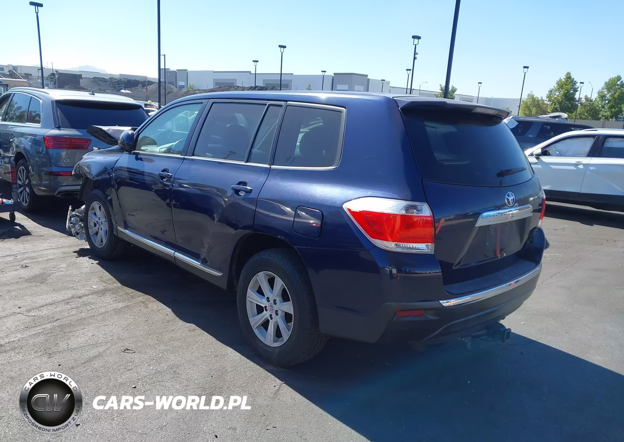 2013 Toyota Highlander Base V6 VIN:5TDZK3EH7DS118809 - 3
