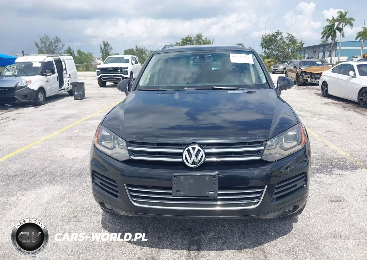 2013 Volkswagen Touareg Tdi Executive VIN:WVGEP9BP3DD004506 - 12