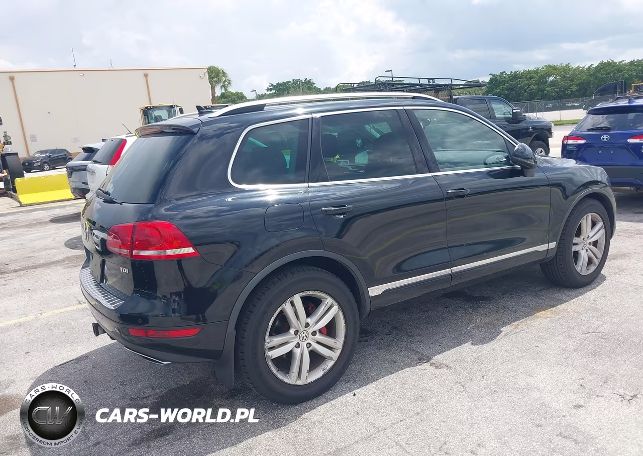 2013 Volkswagen Touareg Tdi Executive VIN:WVGEP9BP3DD004506 - 4