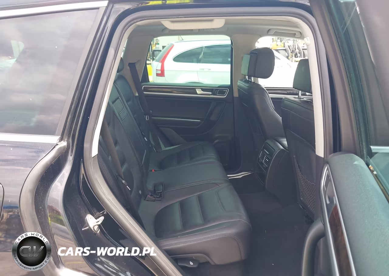 2013 Volkswagen Touareg Tdi Executive VIN:WVGEP9BP3DD004506 - 8