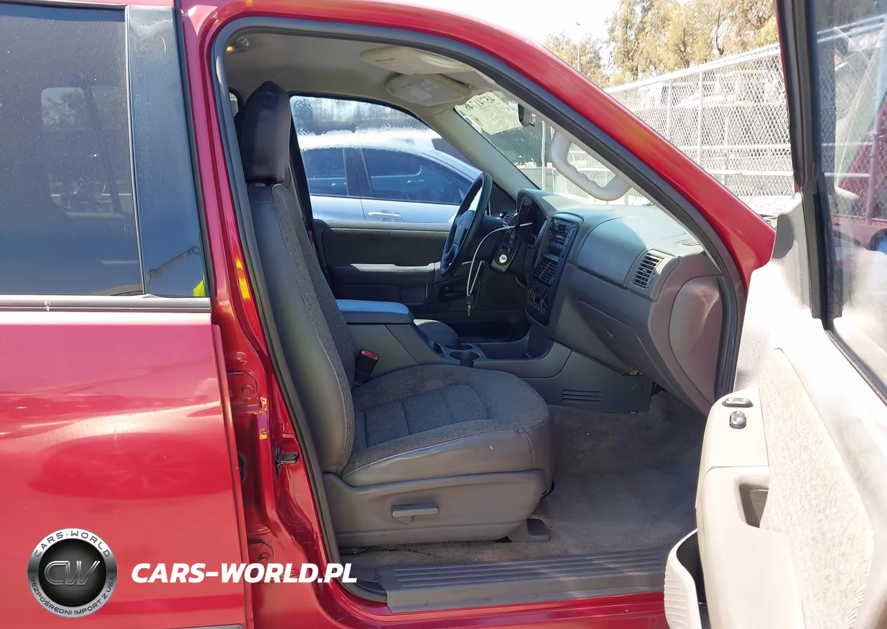 2004 Ford Explorer Xls VIN:1FMZU62EX4ZA95655 - 5