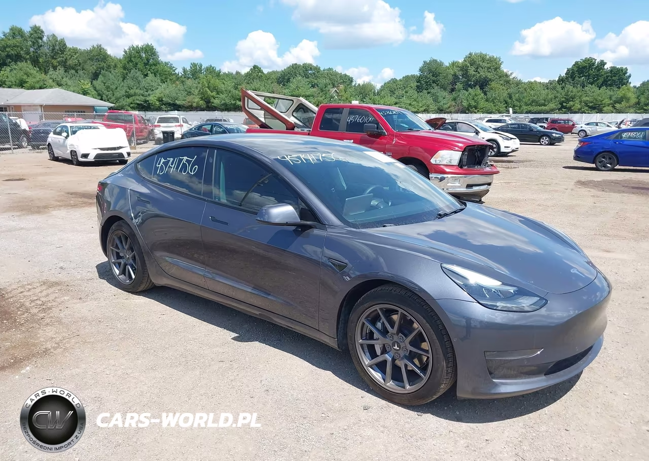 2021 Tesla Model 3 Standard Range Plus Rear-Wheel Drive