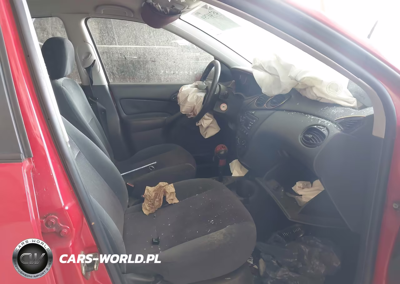 2000 Ford Focus Se VIN:1FAFP34P5YW126836 - 5
