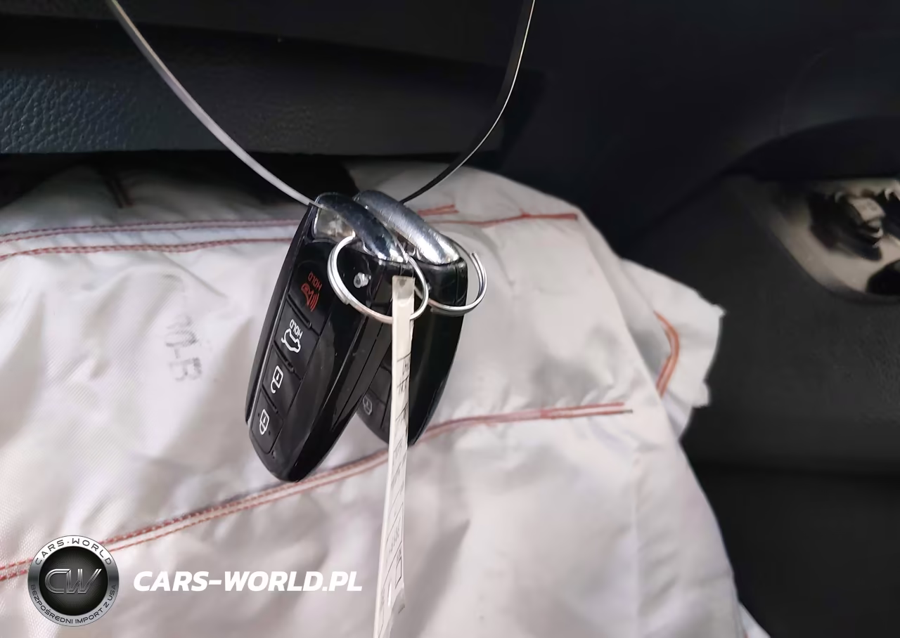 2017 Hyundai Santa Fe Sport 2.0T VIN:5XYZUDLAXHG502947 - 11