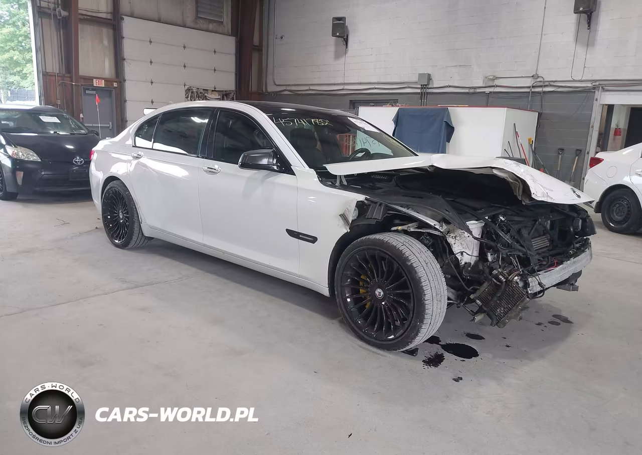 2012 BMW 750Li xDrive – zdjęcie 1 z 16