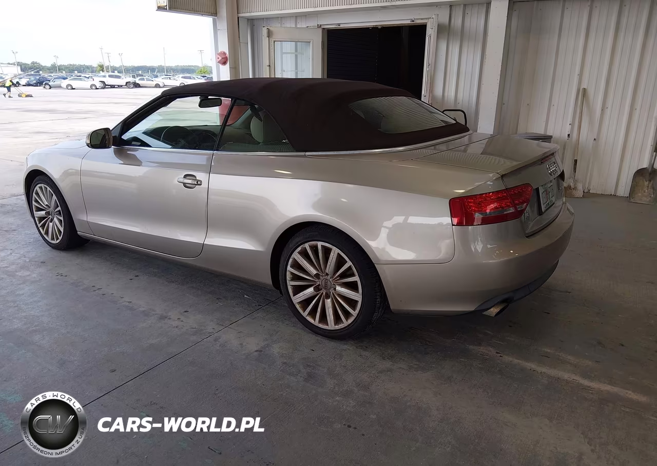 2010 Audi A5 2.0T Premium VIN:WAUJFAFH3AN010979 - 3