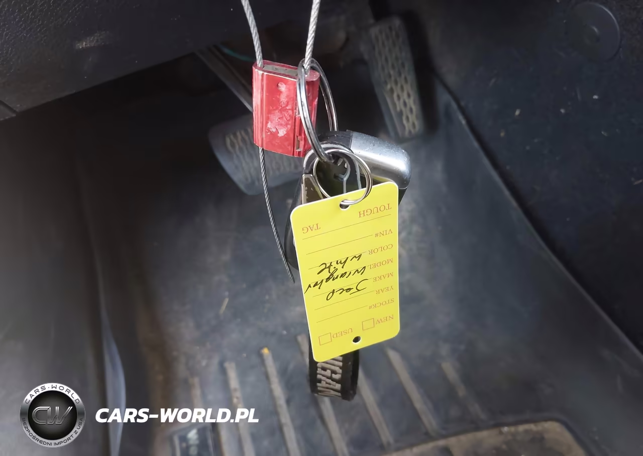 2019 Jeep Wrangler Unlimited Rubicon 4X4 VIN:1C4HJXFN5KW508587 - 11