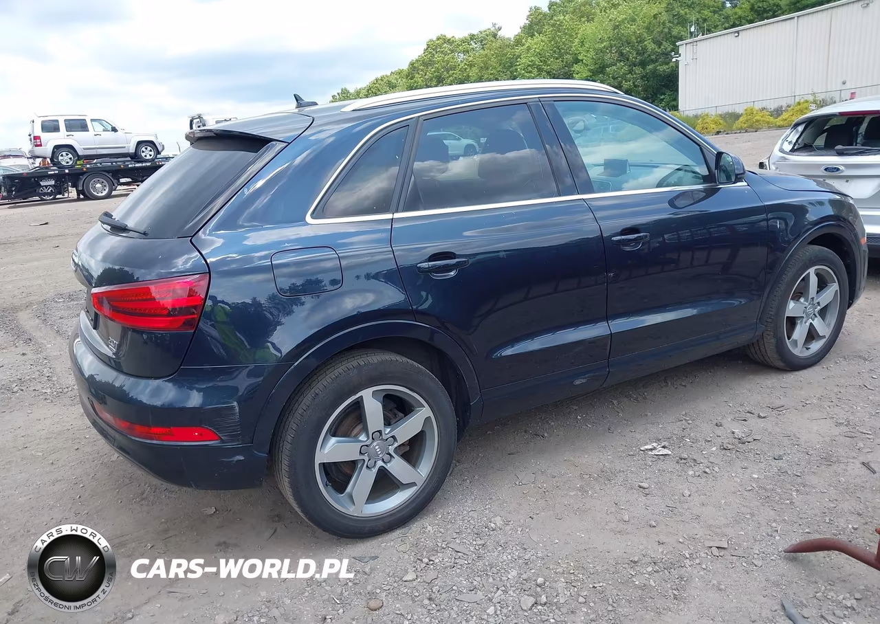 2015 Audi Q3 2.0T Premium Plus VIN:WA1EFCFS2FR004743 - 4