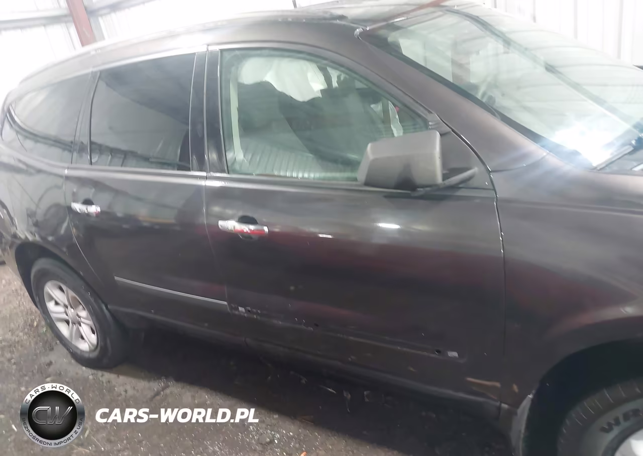 2017 Chevrolet Traverse Ls VIN:1GNKRFED4HJ147772 - 13