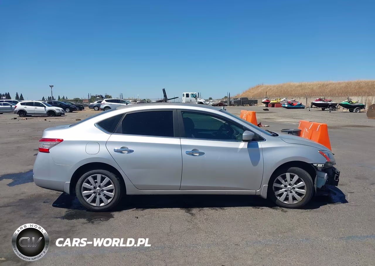 2015 Nissan Sentra S VIN:3N1AB7AP3FY333409 - 13