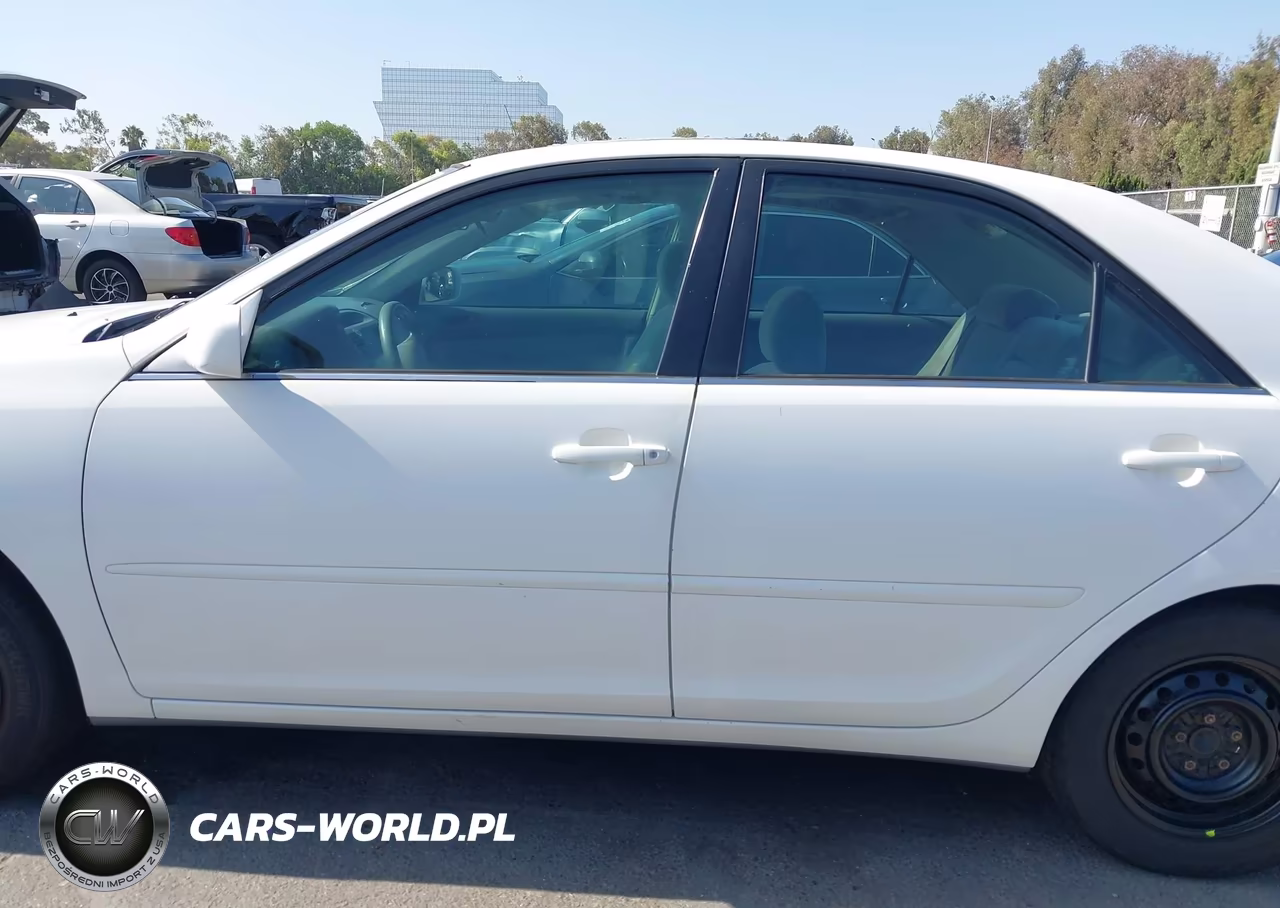 2003 Toyota Camry Le VIN:4T1BE32K23U244591 - 14