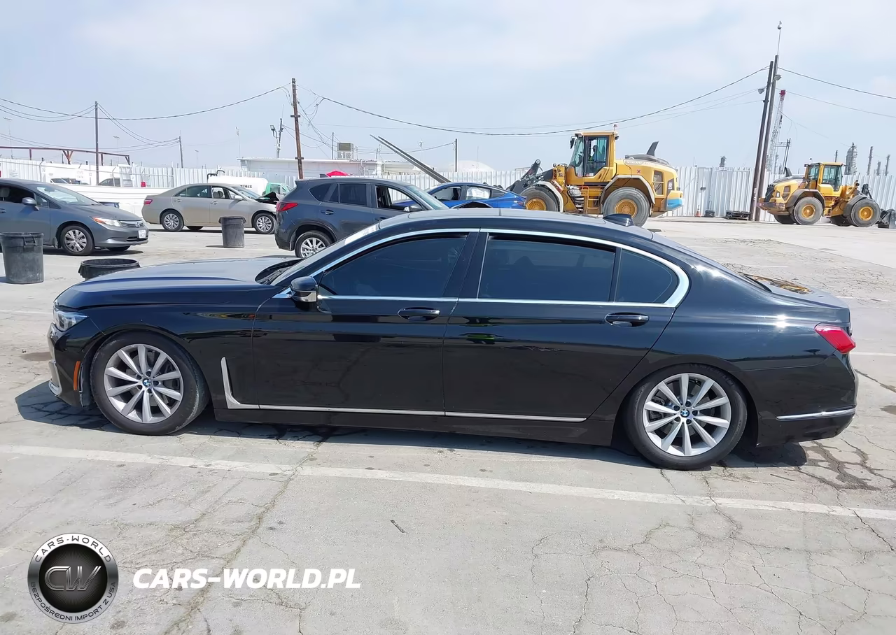 2020 BMW 740I VIN:WBA7T2C02LGL17123 - 14