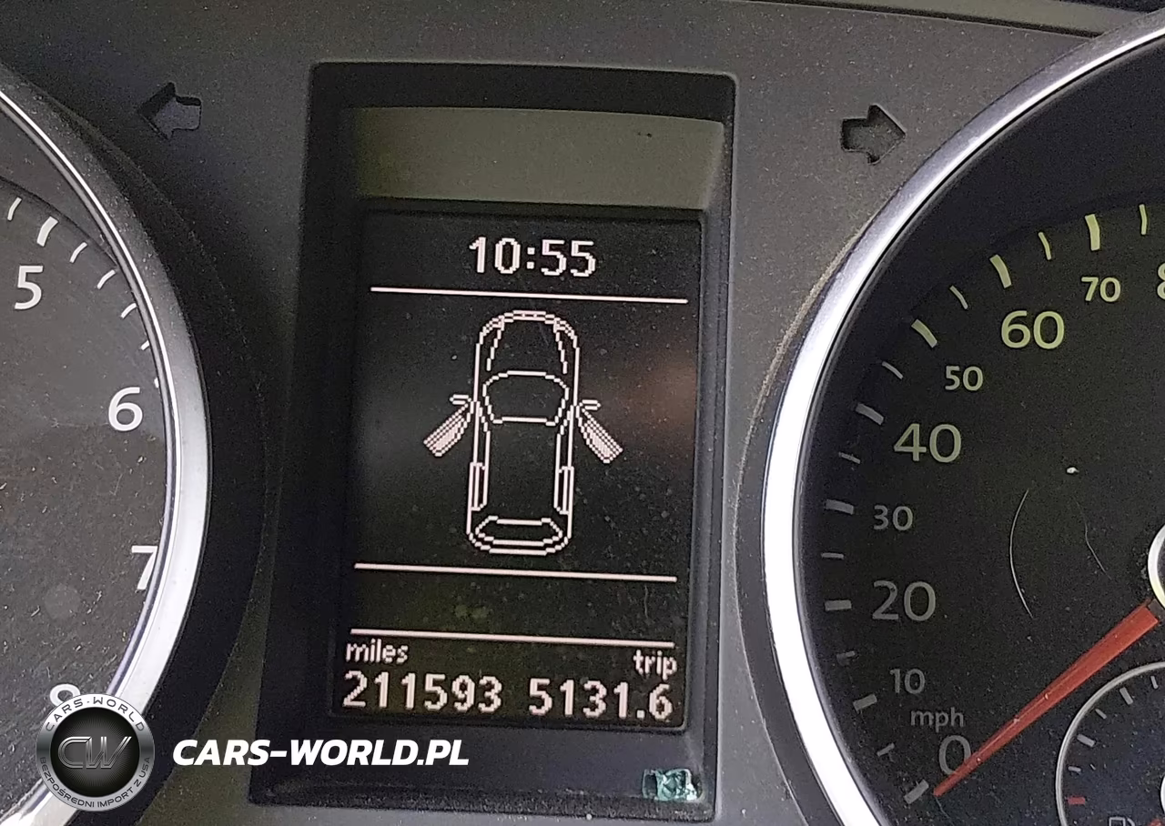 2010 Volkswagen Gti 2-Door VIN:WVWEV7AJXAW285764 - 14