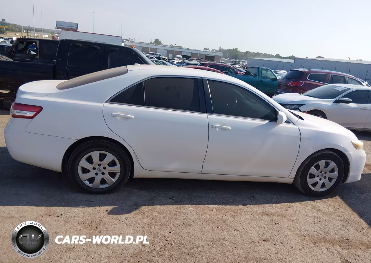 2010 Toyota Camry Le VIN:4T1BF3EK2AU545447 - 12