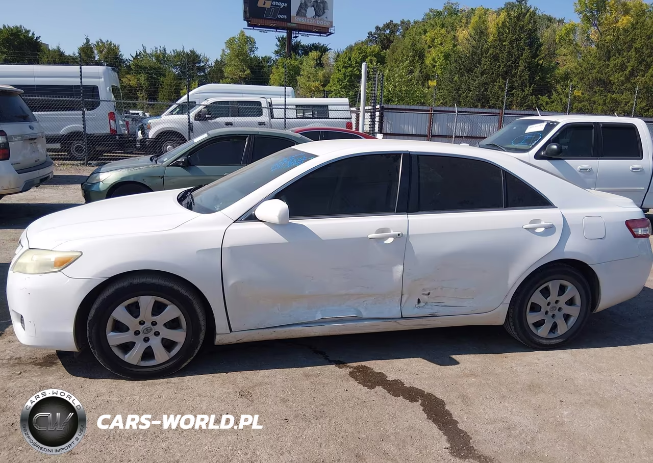 2010 Toyota Camry Le VIN:4T1BF3EK2AU545447 - 13