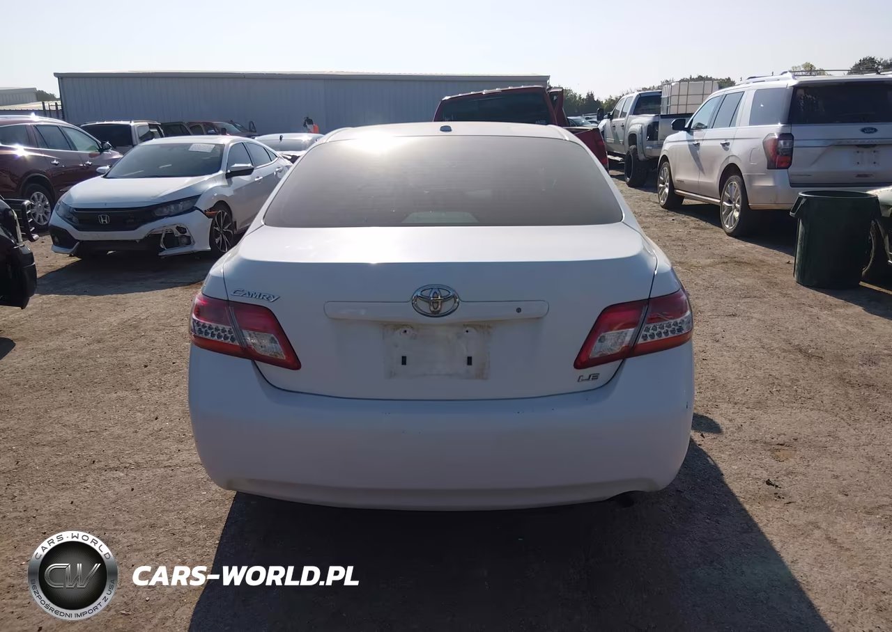 2010 Toyota Camry Le VIN:4T1BF3EK2AU545447 - 15