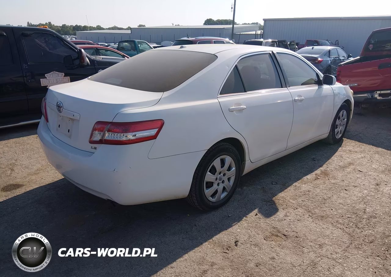 2010 Toyota Camry Le VIN:4T1BF3EK2AU545447 - 4