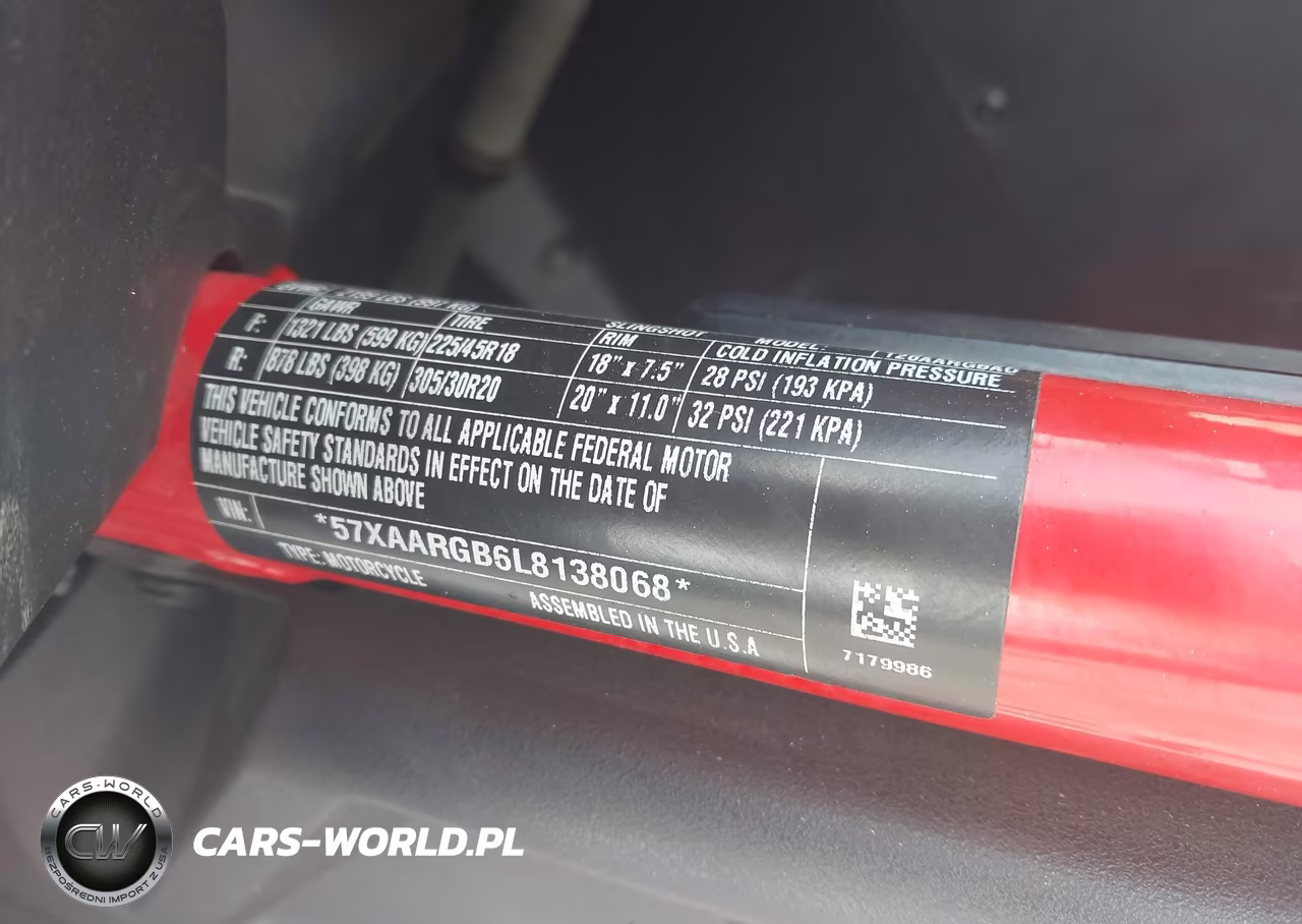 2020 Polaris Slingshot R VIN:57XAARGB6L8138068 - 9