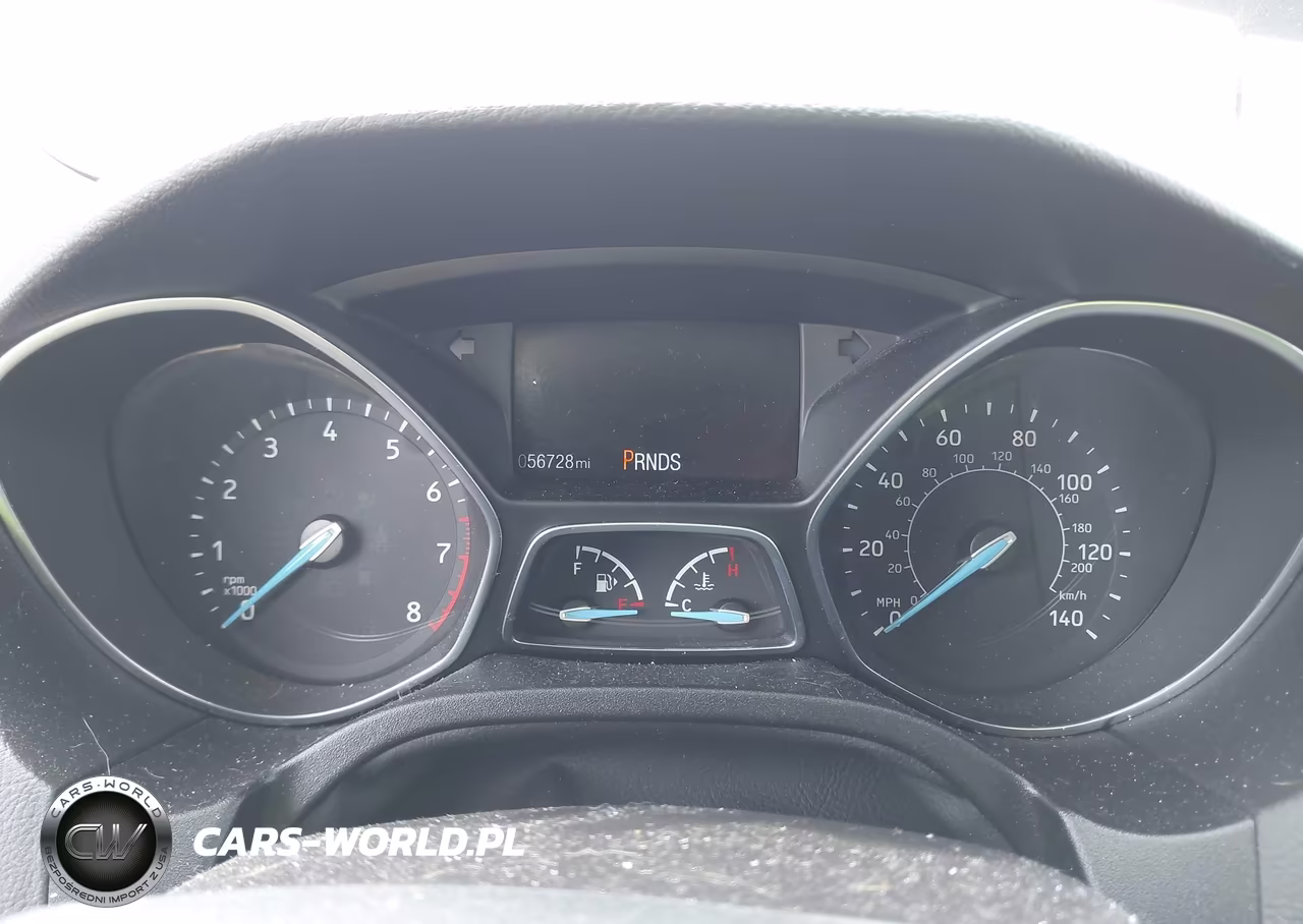 2018 Ford Focus Titanium VIN:1FADP3N28JL303221 - 7