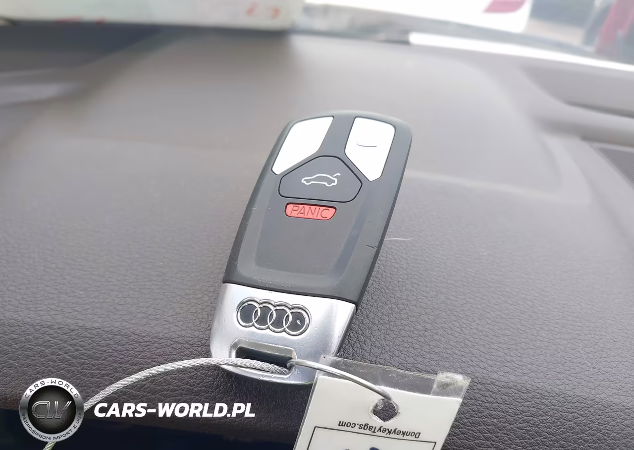 2018 Audi Q7 3.0T Premium VIN:WA1LAAF74JD046696 - 11