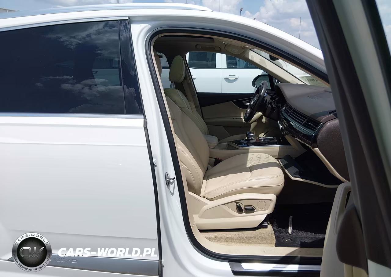 2018 Audi Q7 3.0T Premium VIN:WA1LAAF74JD046696 - 5