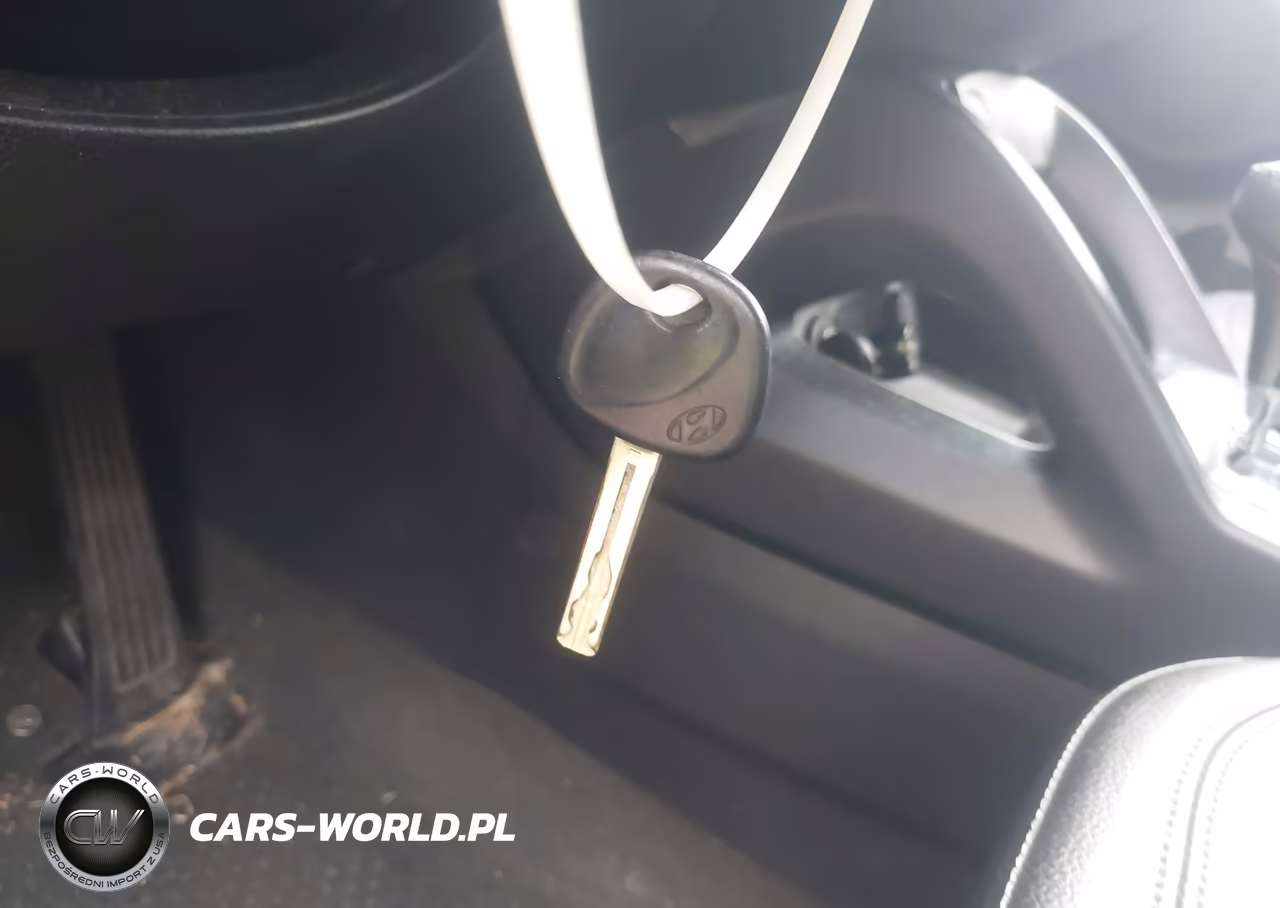 2012 Hyundai Tucson Gls VIN:KM8JU3AC9CU489395 - 11