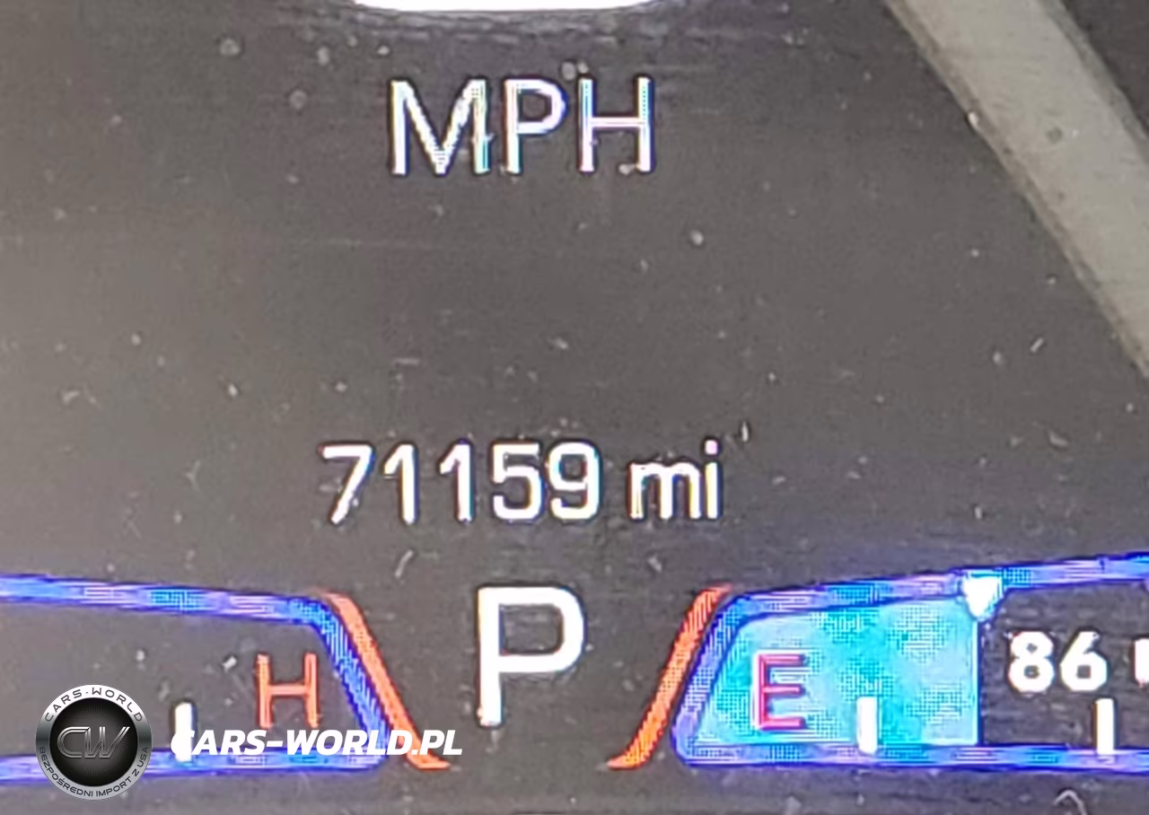 2019 Chrysler 300 Limited VIN:2C3CCAEG9KH536545 - 16