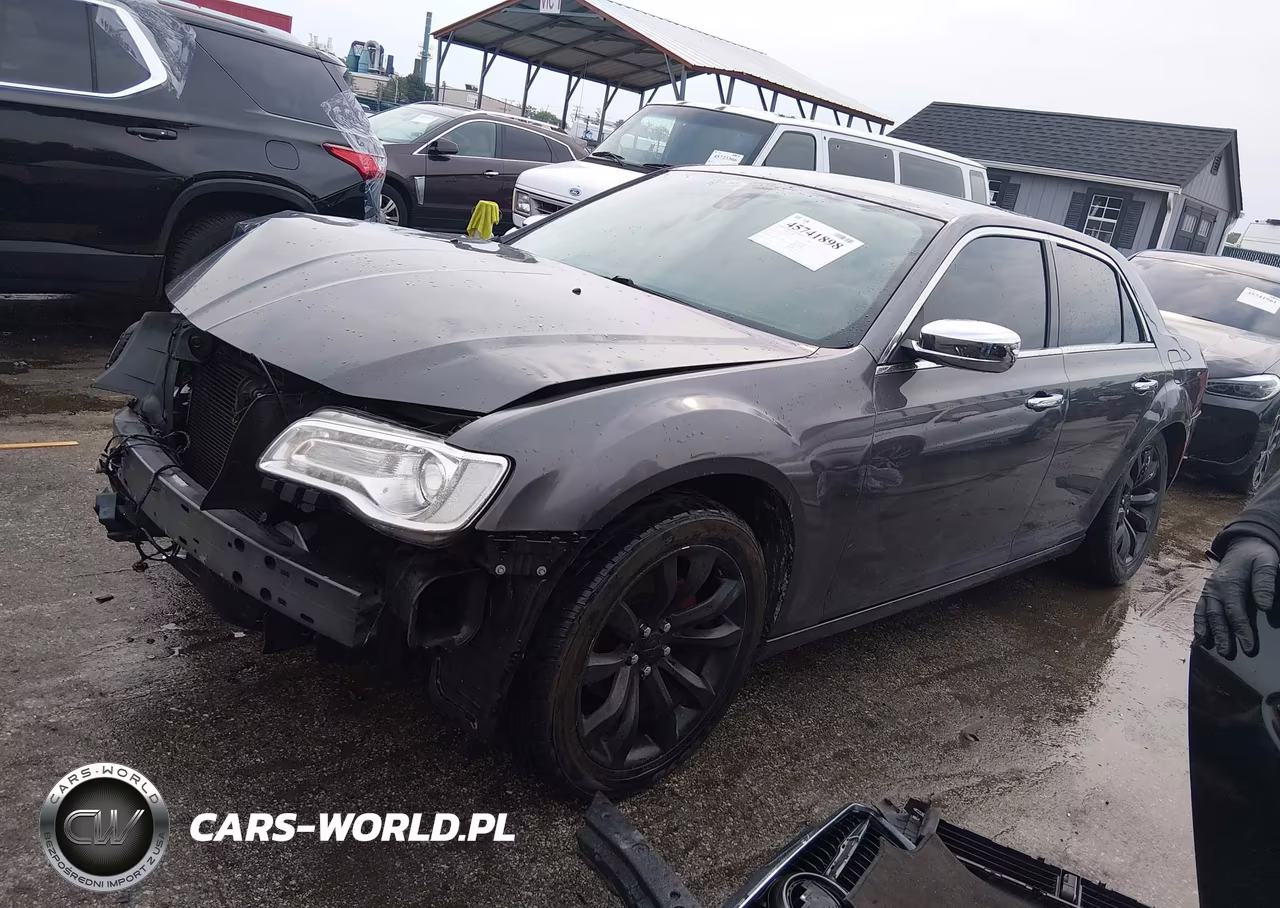 2019 Chrysler 300 Limited VIN:2C3CCAEG9KH536545 - 2