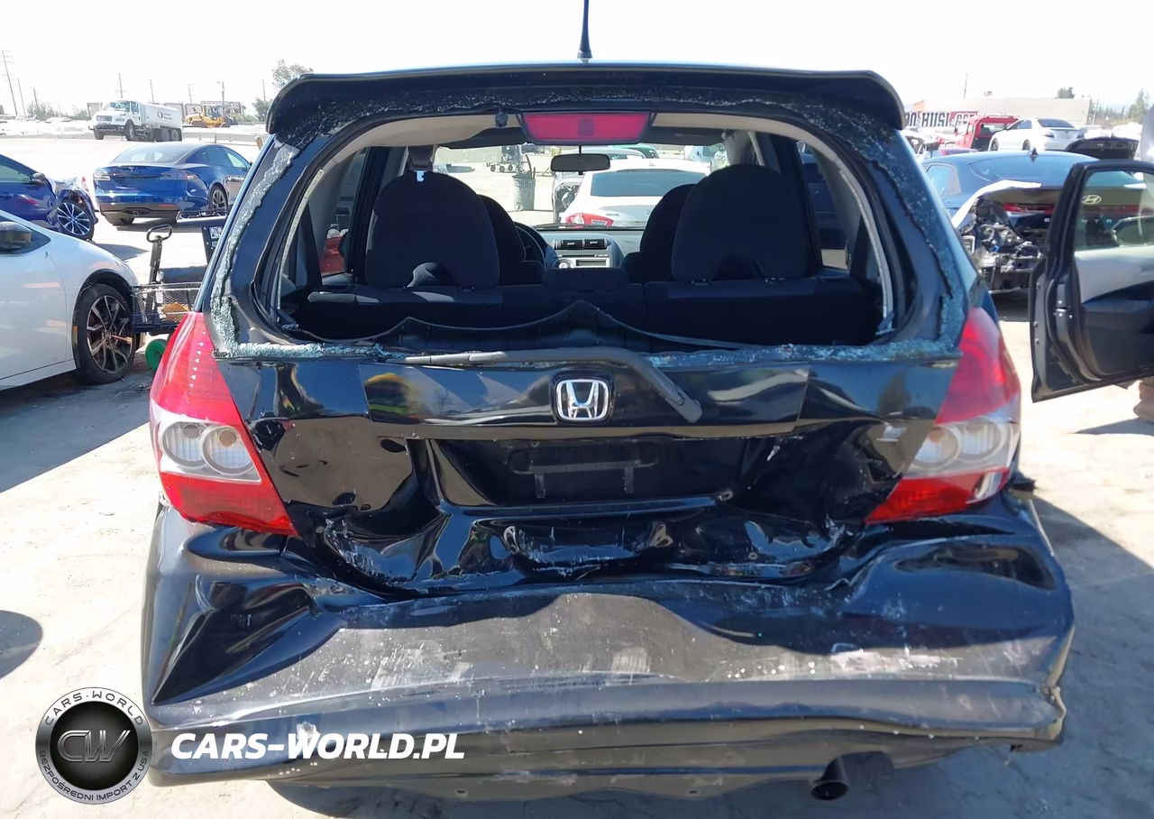 2007 Honda Fit Sport VIN:JHMGD38627S005792 - 16